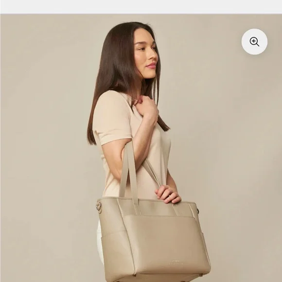 Elegant Gray Women's Tote Bag - Picture 7 of 9